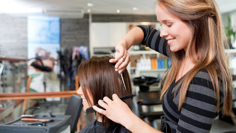 Bên cạnh việc xem lịch cắt tóc tháng 3 năm 2026 ngày tốt, bạn cần tuyệt đối tránh các ngày xấu vì những ngày này theo quan niệm dân gian dễ hao tài, giảm may mắn