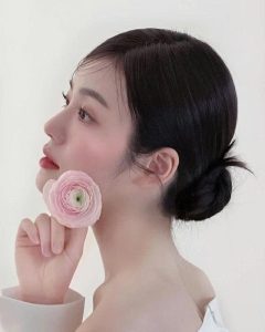 kiểu tóc công sở đẹp, thanh lịch, dễ làm cho nàng đi làm mỗi ngày